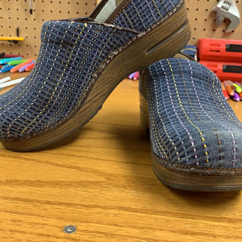 Danskos Blue Lined Pattern Size 39 - image 2